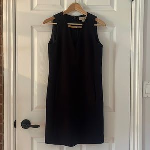 ✨HP✨ Michael Kors dress, beautiful dark navy, 4. Silver metal detail. Truly EUC!